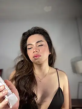 CarleneROSS online show from September 13, 2025, 11:32 am