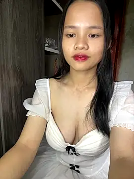 Snapshot of Hana-44 chatting on November 5, 2025, 8:06 am Hana-44 online show from November 5, 2025, 8:06 am