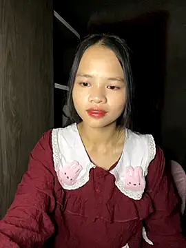 Snapshot of Hana-44 chatting on October 18, 2025, 7:27 pm Hana-44 online show from October 18, 2025, 7:27 pm