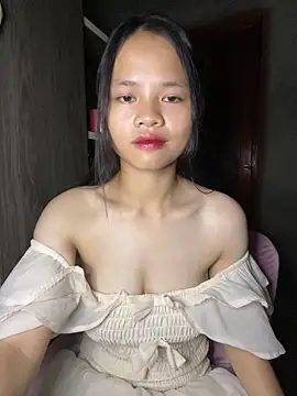 Snapshot of Hana-44 chatting on October 2, 2025, 6:33 pm Hana-44 online show from October 2, 2025, 6:33 pm