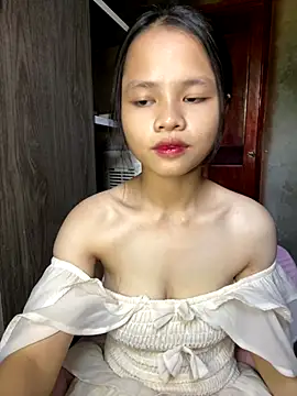 Snapshot of Hana-44 chatting on October 10, 2025, 6:58 am Hana-44 online show from October 10, 2025, 6:58 am