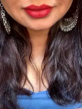 Bhabi Ki Antarvasna online show from October 17, 2025, 7:55 am