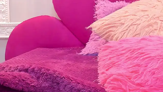 Saammy 17 online show from October 19, 2025, 1:30 am