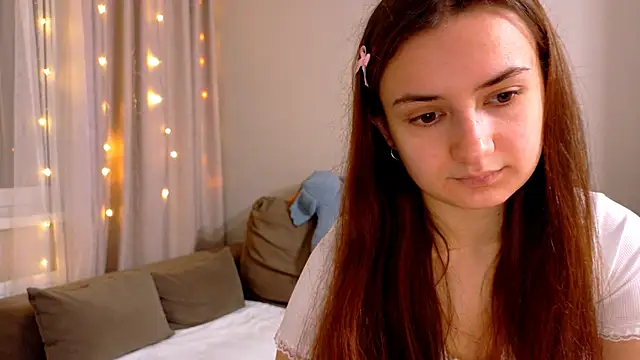 Lelia Vibe online show from November 25, 2025, 5:02 pm