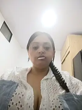 Nanna 160290 online show from September 12, 2025, 9:25 pm