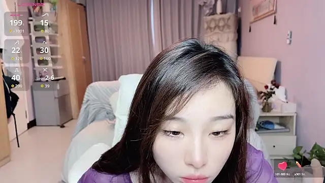 Snapshot of Y2Luvk chatting on October 10, 2025, 10:54 pm Y2Luvk online show from October 10, 2025, 10:54 pm