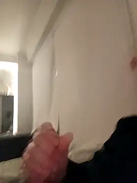 DannySastre91 online show from December 1, 2025, 6:36 am