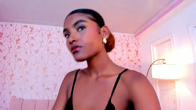 Snapshot of halleylorens chatting on July 6, 2026, 7:05 pm halleylorens online show from July 6, 2026, 7:05 pm