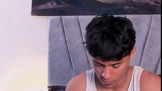 ZYZZ1312 online show from December 15, 2025, 8:58 pm