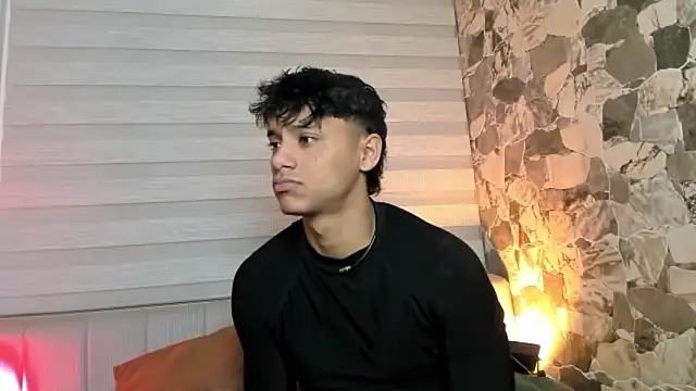 Snapshot of ZYZZ1312 chatting on February 21, 2026, 1:51 am ZYZZ1312 online show from February 21, 2026, 1:51 am