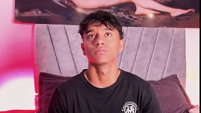 Snapshot of ZYZZ1312 chatting on October 25, 2025, 4:51 pm ZYZZ1312 online show from October 25, 2025, 4:51 pm