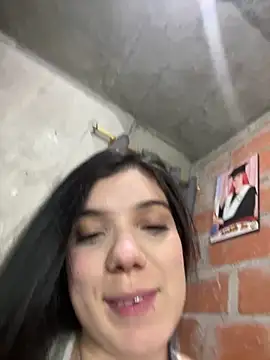 Sarita  Gomez online show from December 22, 2025, 4:45 am