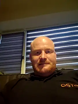 svenni2525 online show from October 6, 2025, 5:13 pm