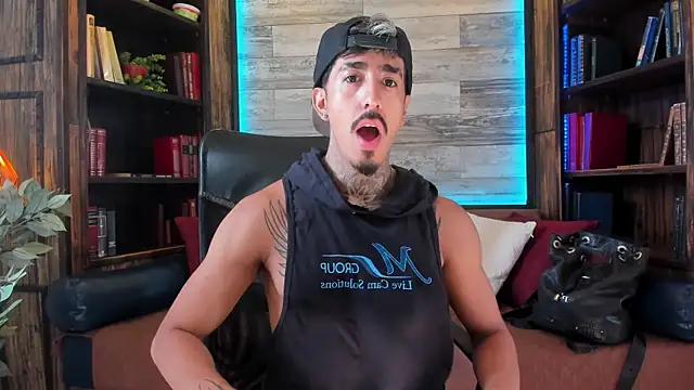 Donovan Desmond online show from September 19, 2025, 8:13 pm