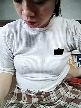 Mie rose online show from December 21, 2025, 2:13 am