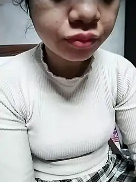 Mie rose online show from February 19, 2026, 1:41 pm