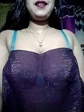 Snapshot of Hot-Hot chatting on January 8, 2026, 4:07 am Hot-Hot online show from January 8, 2026, 4:07 am