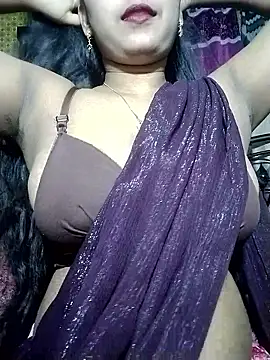 Snapshot of Hot-Hot chatting on January 13, 2026, 4:11 pm Hot-Hot online show from January 13, 2026, 4:11 pm