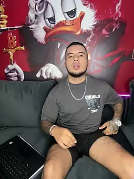 hot miguel online show from September 25, 2025, 2:17 am