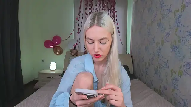 mishapallmer online show from February 17, 2026, 6:54 am