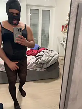 Rodrigopraba online show from May 6, 2026, 7:23 am