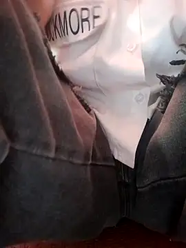 Snapshot of ahoa_Tk chatting on November 14, 2025, 4:49 am ahoa Tk online show from November 14, 2025, 4:49 am