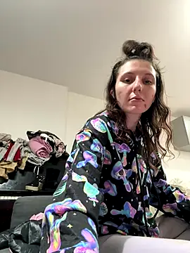 blissyboo123 online show from October 8, 2025, 5:57 pm