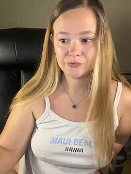 CaramelleSugar  online show from September 28, 2025, 4:14 pm