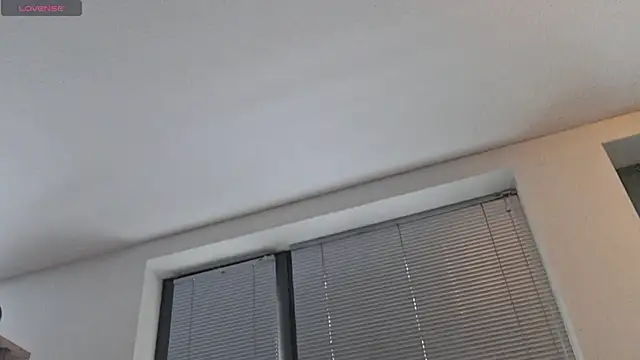 squirtproff online show from October 18, 2025, 9:33 am