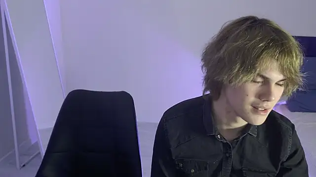 Snapshot of Bonnie_And_C1yde chatting on November 29, 2025, 5:24 pm Bonnie And C1yde online show from November 29, 2025, 5:24 pm