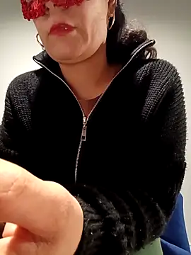 Snapshot of ezgi2545 chatting on February 7, 2026, 1:08 pm ezgi2545 online show from February 7, 2026, 1:08 pm