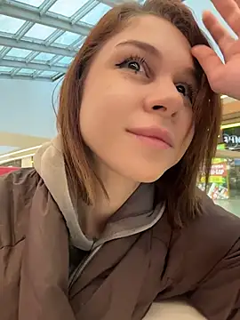 Snapshot of RosieSecret chatting on February 12, 2026, 8:03 am RosieSecret online show from February 12, 2026, 8:03 am