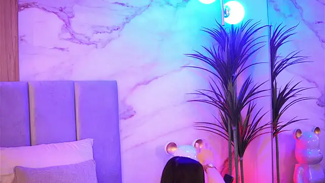 EllyLynn online show from October 2, 2025, 8:12 pm