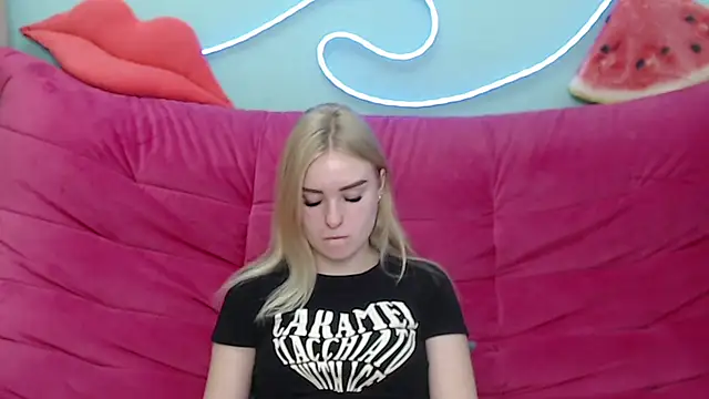 SofySofty online show from November 14, 2025, 5:44 am