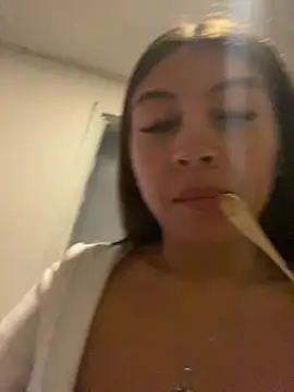 Sara-cooper2 online show from January 9, 2026, 9:00 pm