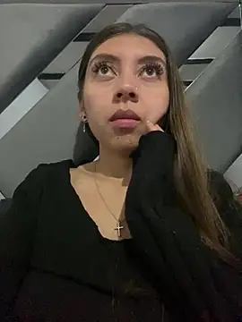 Sara-cooper2 online show from March 18, 2026, 2:37 am