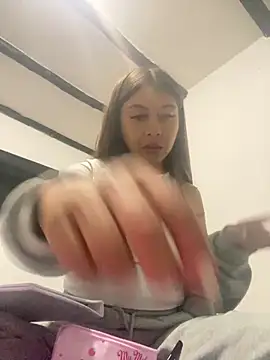 Sara-cooper2 online show from February 9, 2026, 3:59 am