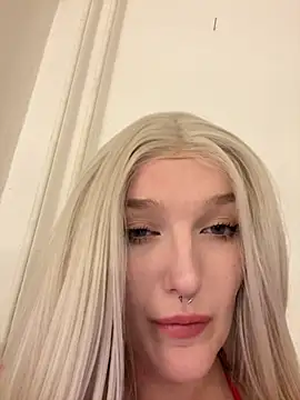 lovecassyrose online show from October 25, 2025, 4:18 pm