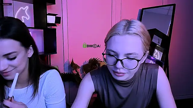 rose style online show from November 11, 2025, 5:57 am