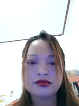 Snapshot of love_min chatting on September 28, 2025, 2:46 pm love min online show from September 28, 2025, 2:46 pm