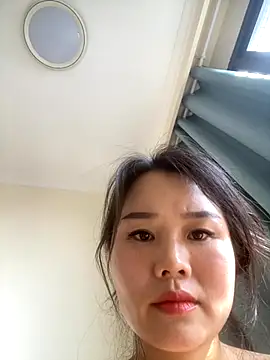 Snapshot of Mier-cn chatting on November 16, 2025, 1:43 am Mier-cn online show from November 16, 2025, 1:43 am