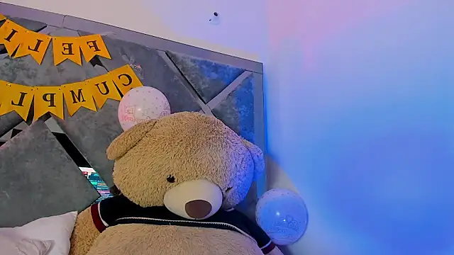 Sweet Salome1 online show from November 15, 2025, 12:53 pm