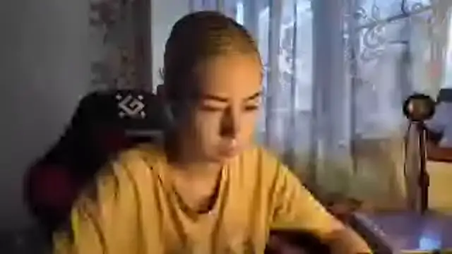 Witching Moon online show from November 1, 2025, 8:41 am