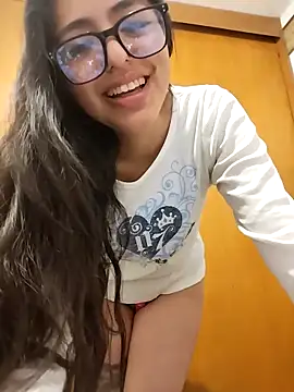 Snapshot of Goddesscut333 chatting on October 30, 2025, 4:37 pm Goddesscut333 online show from October 30, 2025, 4:37 pm