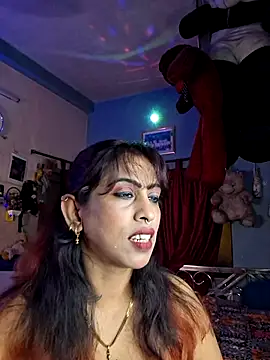 Love Beauty01 online show from July 16, 2026, 7:00 pm