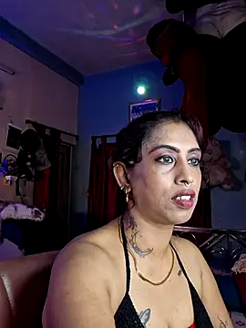 Love Beauty01 online show from July 11, 2026, 6:41 pm