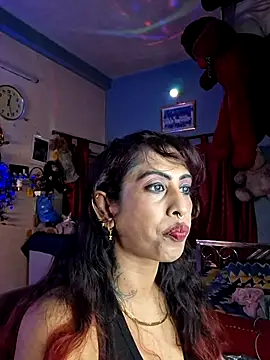 Love Beauty01 online show from June 27, 2026, 6:36 pm