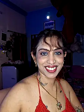 Love Beauty01 online show from July 18, 2026, 6:49 pm