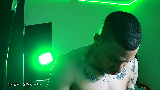 Snapshot of AlphaMasterXxx chatting on November 24, 2025, 3:56 pm AlphaMasterXxx online show from November 24, 2025, 3:56 pm