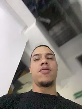 Snapshot of AlphaMasterXxx chatting on November 1, 2025, 6:30 am AlphaMasterXxx online show from November 1, 2025, 6:30 am